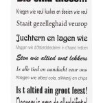 Mini houten bordje met Groningse tekst "Bie oma thoes